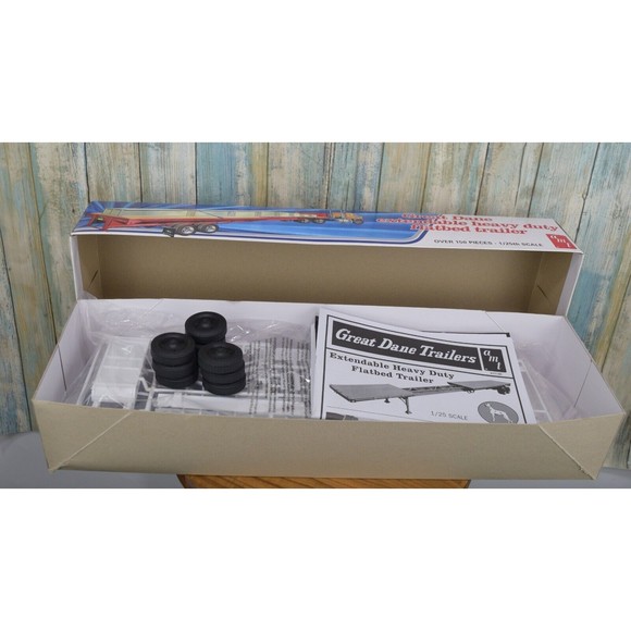 AMT 1/25 Great Dane Extendable Heavy Duty Flatbed Trailer Model NIOB - Picture 5 of 12